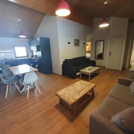 Apartamento 6-person With Pool *